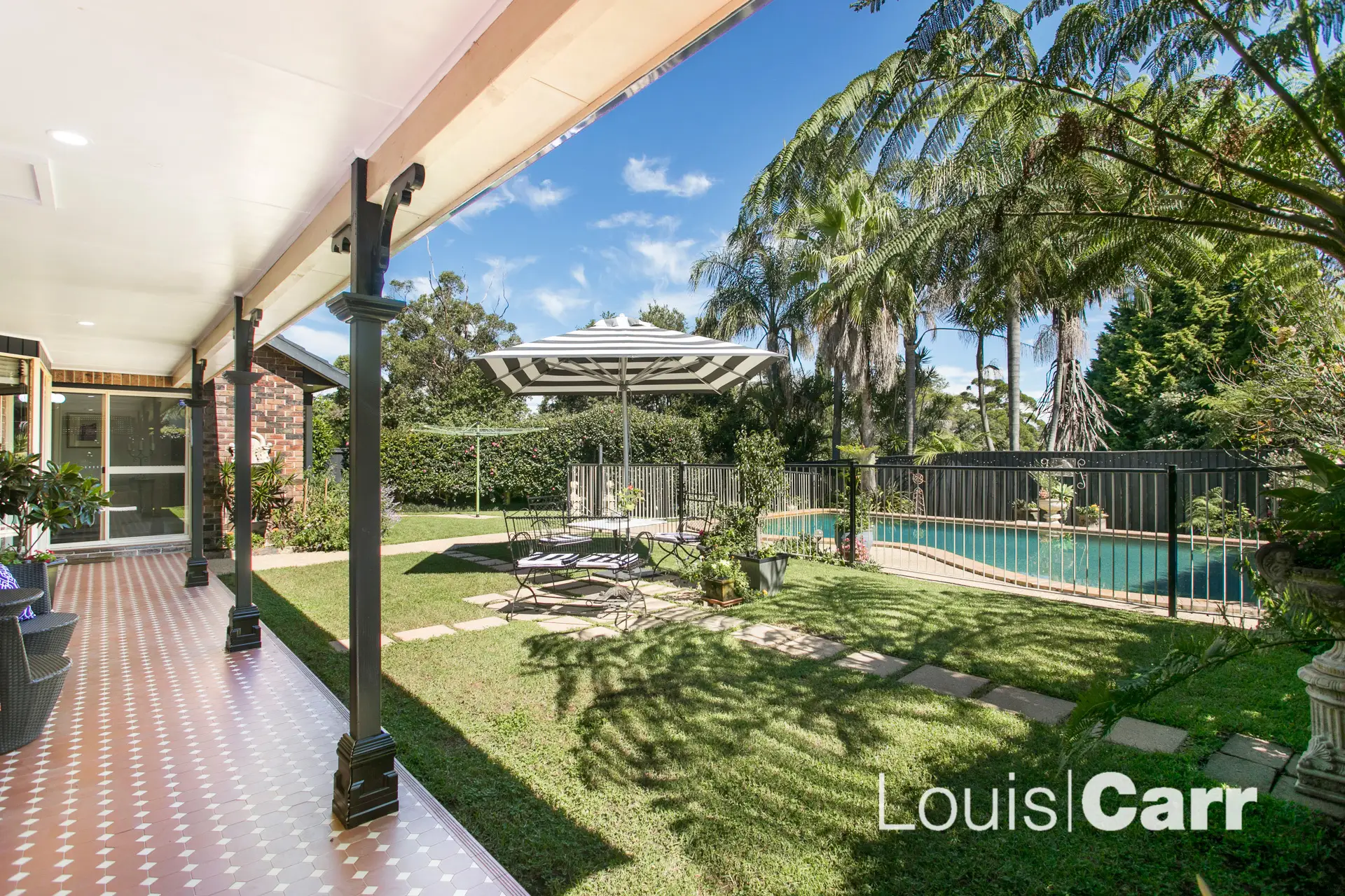 15 Josephine Crescent, Cherrybrook Sold by Louis Carr Real Estate - image 2