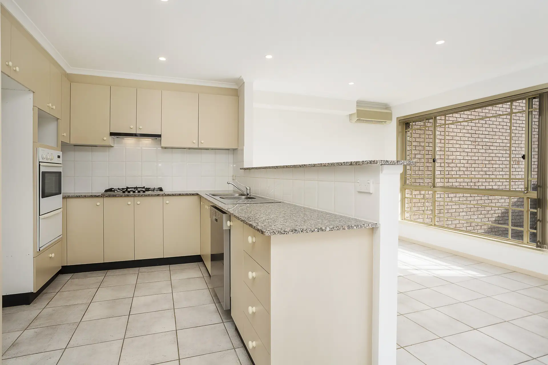 8 Northcott Way, Cherrybrook Sold by Louis Carr Real Estate - image 3