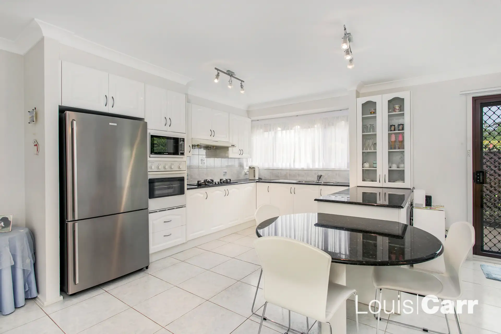 29 Rossian Place, Cherrybrook Sold by Louis Carr Real Estate - image 3