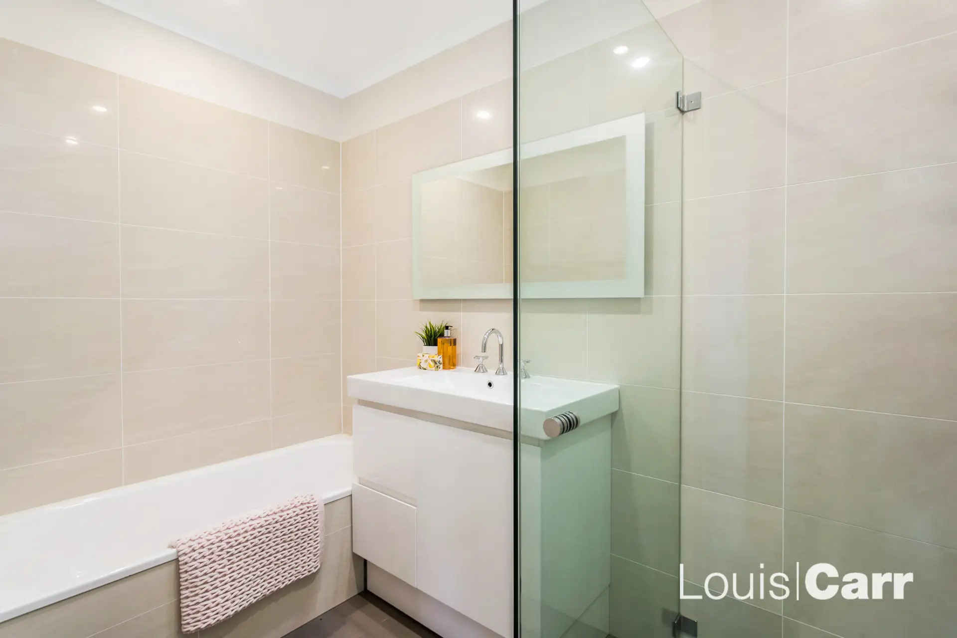 Photo #12: 4a Haven Court, Cherrybrook - Sold by Louis Carr Real Estate