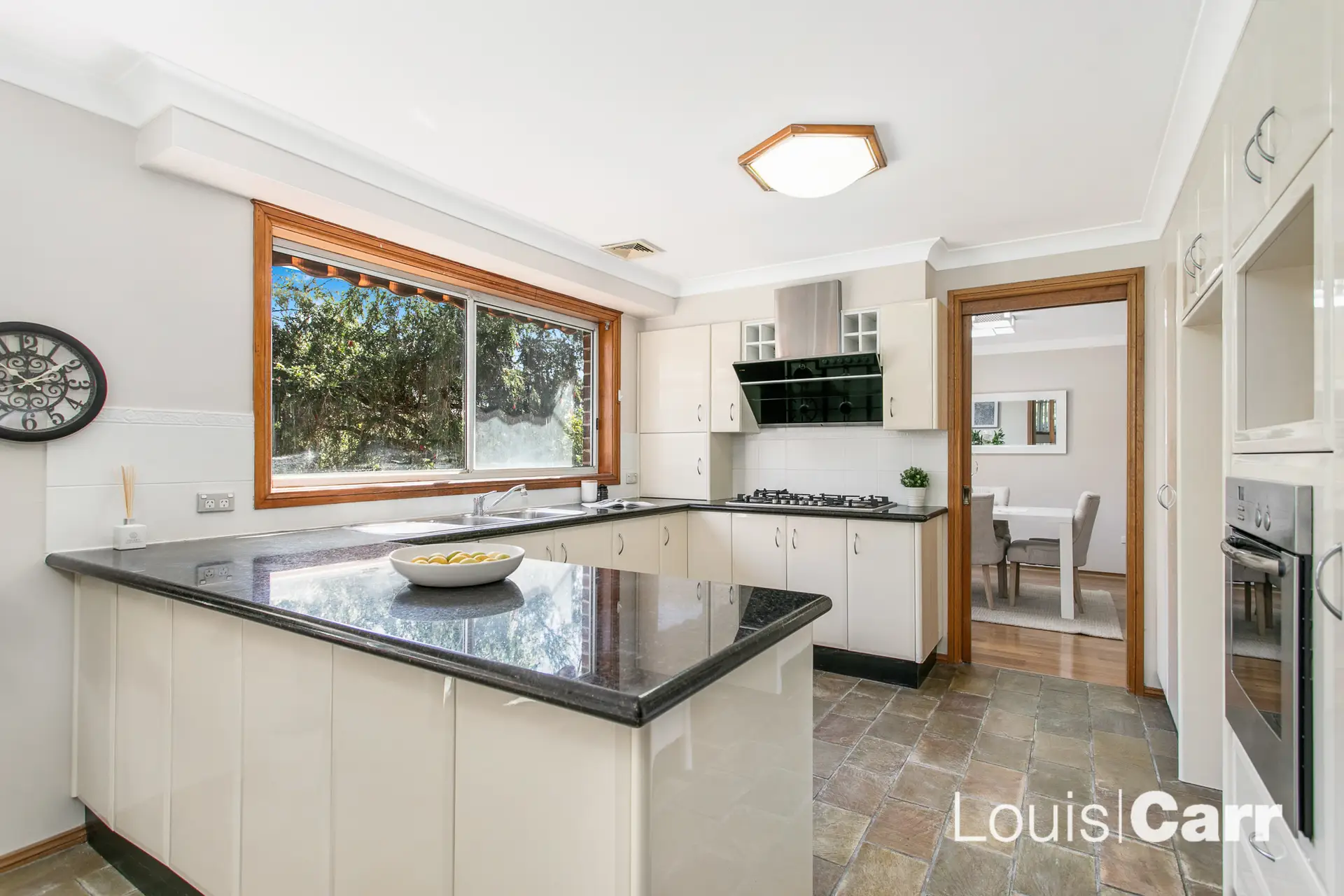 7 Woodcrest Place, Cherrybrook Sold by Louis Carr Real Estate - image 3