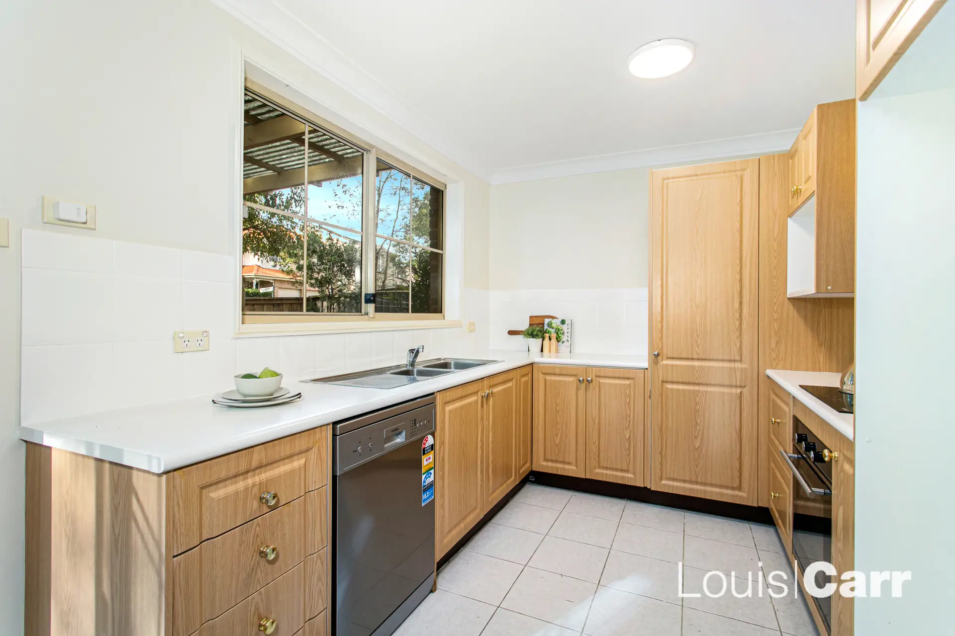 4 Lyndhurst Way, Cherrybrook Sold by Louis Carr Real Estate - image 2