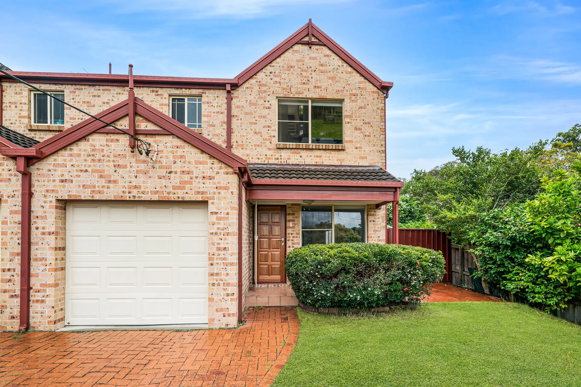 Photo #1: 1/4 Haven Court, Cherrybrook - Sold by Louis Carr Real Estate