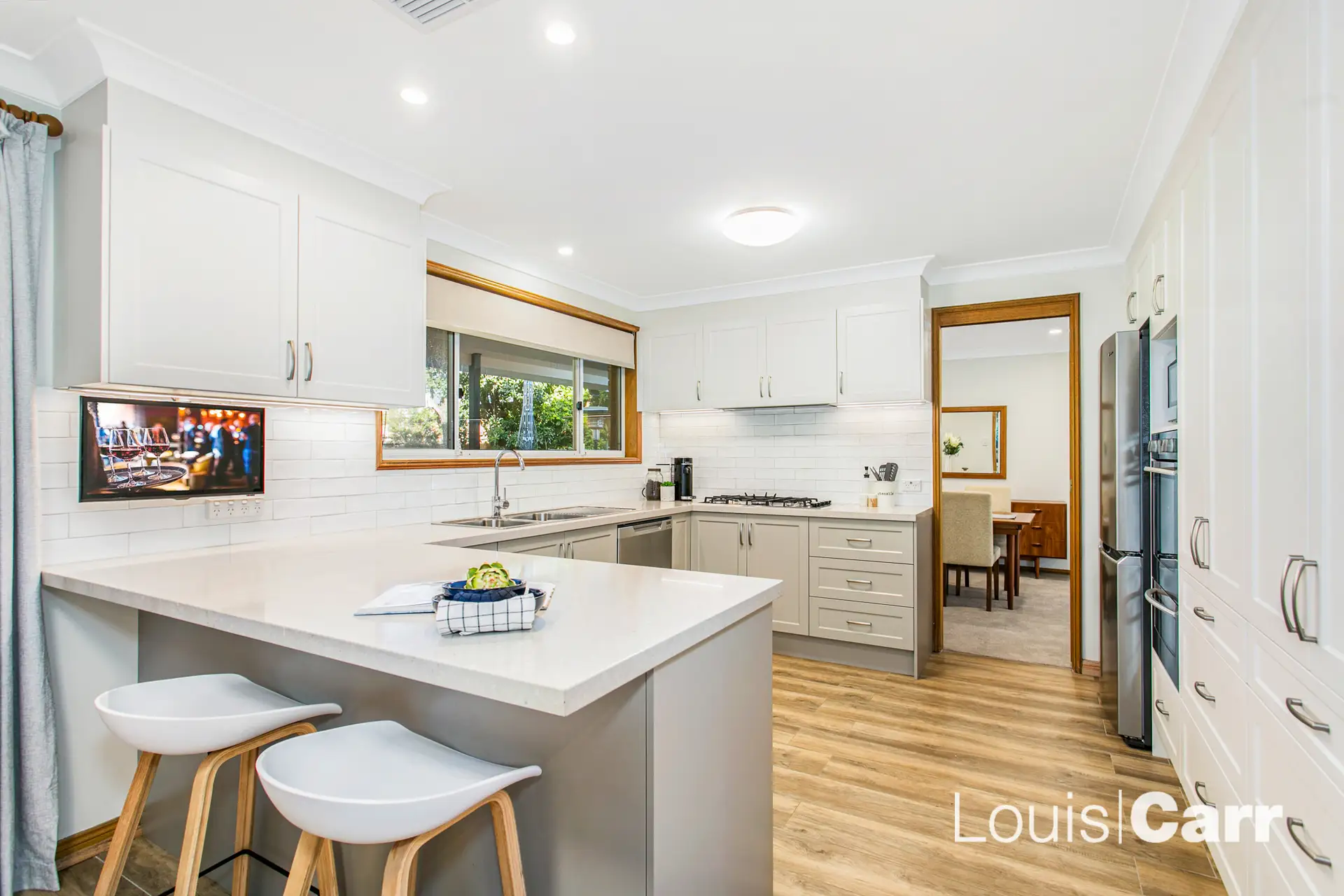 2 Dinmore Place, Castle Hill Sold by Louis Carr Real Estate - image 3