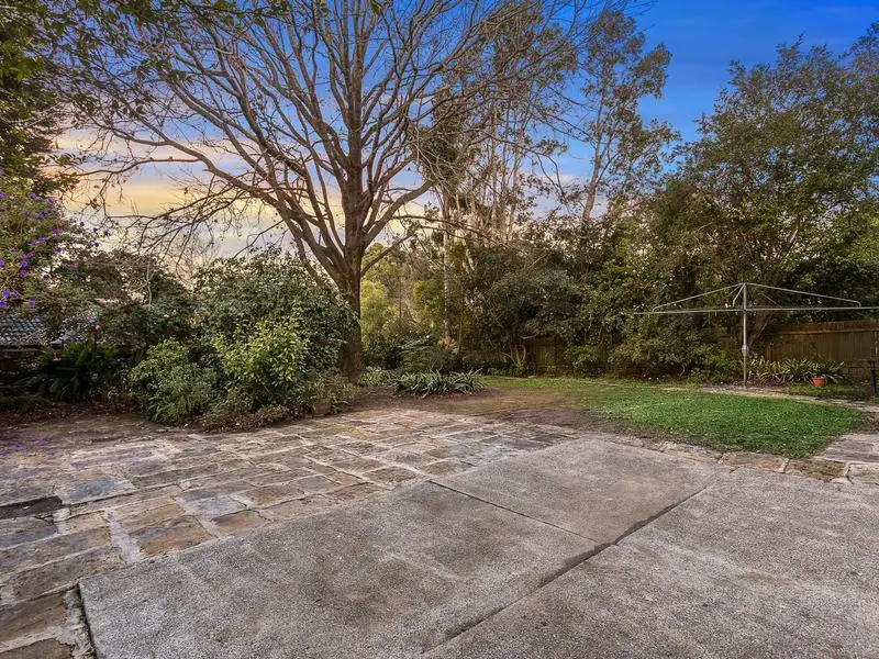 38 Castle Hill Road, West Pennant Hills Sold by Louis Carr Real Estate - image 7