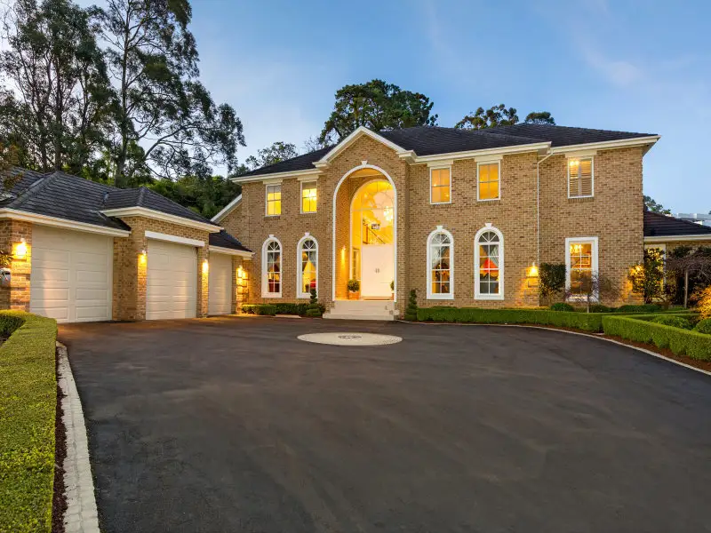 23 Doris Hirst Place, West Pennant Hills Sold by Louis Carr Real Estate - image 1