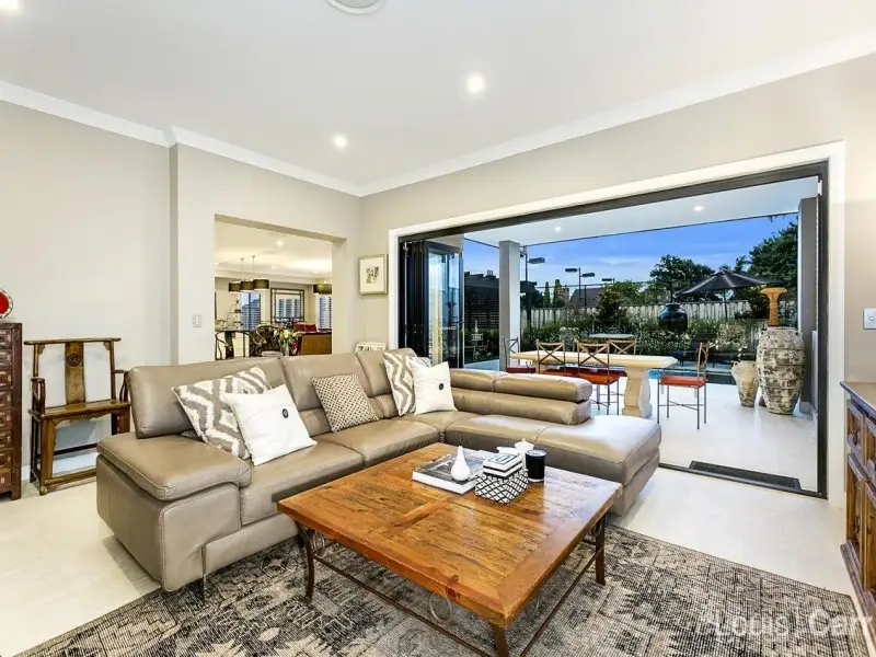 8 Yarralumla Way, West Pennant Hills Sold by Louis Carr Real Estate - image 3