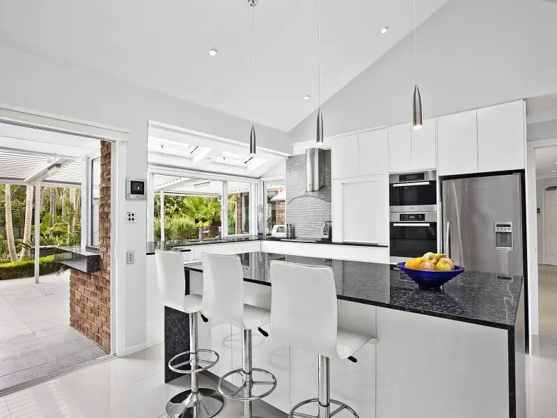 8 Eaglehawk Place, West Pennant Hills Sold by Louis Carr Real Estate - image 6