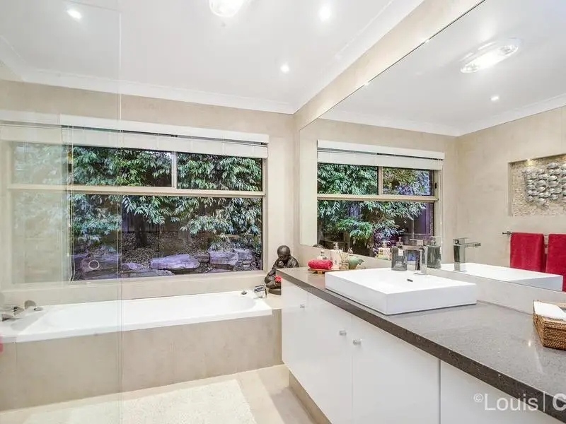 6 Kings Lynn Court, West Pennant Hills Sold by Louis Carr Real Estate - image 6