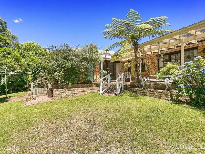 22 Paxton Crescent, Cherrybrook Sold by Louis Carr Real Estate - image 3