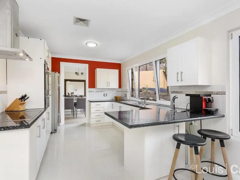 24 Woodcrest Place, Cherrybrook Sold by Louis Carr Real Estate - image 3