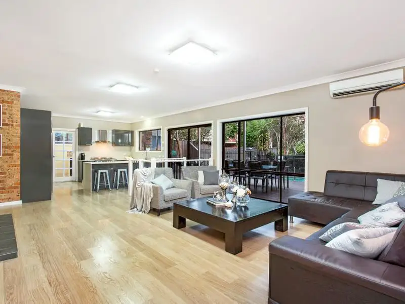 6 Patricia Place, Cherrybrook Sold by Louis Carr Real Estate - image 4