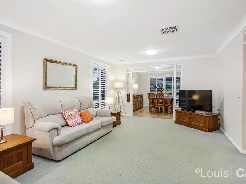 44 Ravensbourne Circuit, Dural Sold by Louis Carr Real Estate - image 5