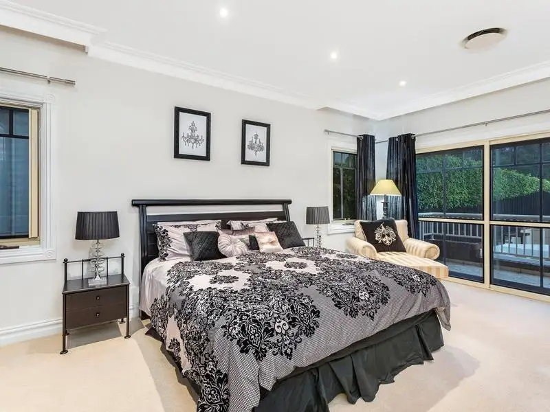 4 Hampshire Avenue, West Pennant Hills Sold by Louis Carr Real Estate - image 9