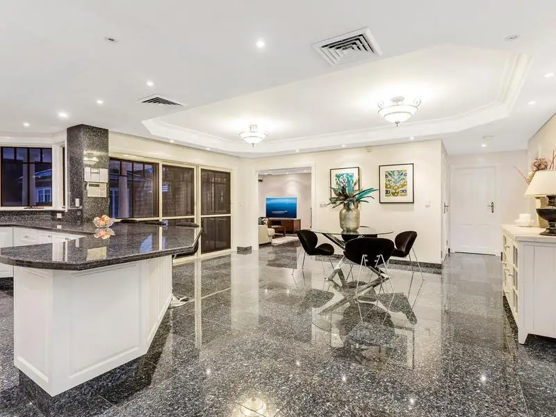 4 Hampshire Avenue, West Pennant Hills Sold by Louis Carr Real Estate - image 11