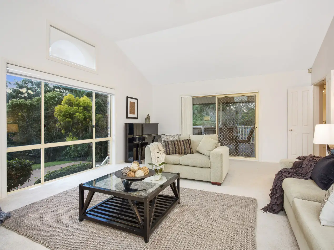 48 Penderlea Drive, West Pennant Hills Sold by Louis Carr Real Estate - image 3