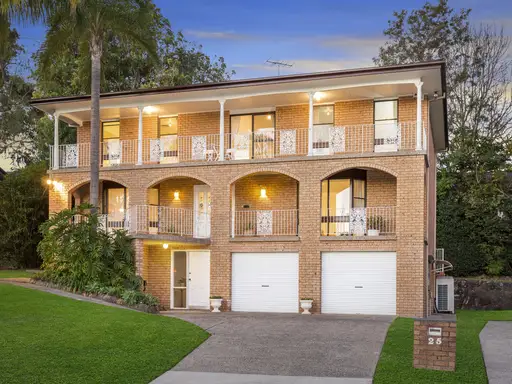 25 Mountain View Crescent, West Pennant Hills Sold by Louis Carr Real Estate