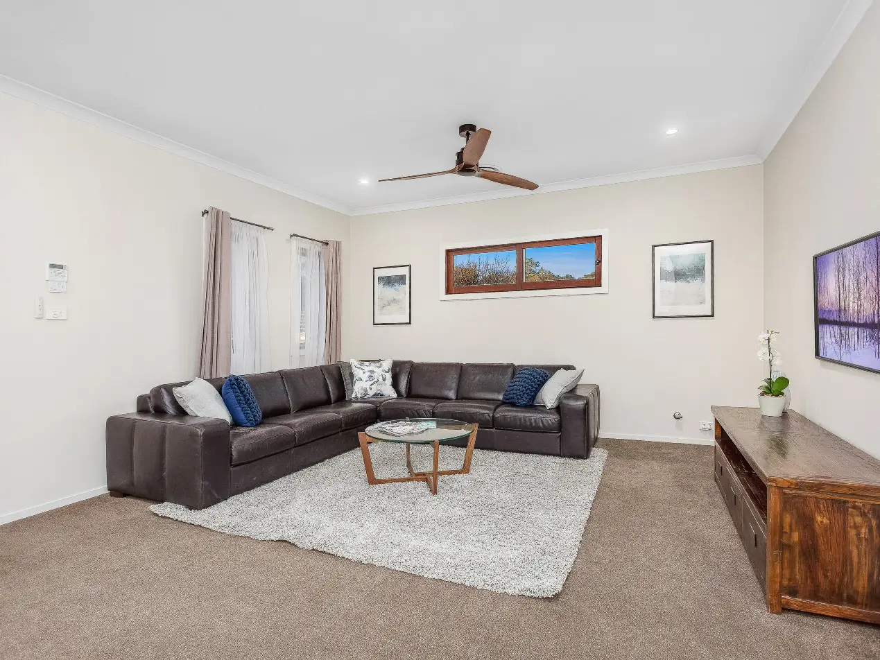 16 Eaton Road, West Pennant Hills Sold by Louis Carr Real Estate - image 7