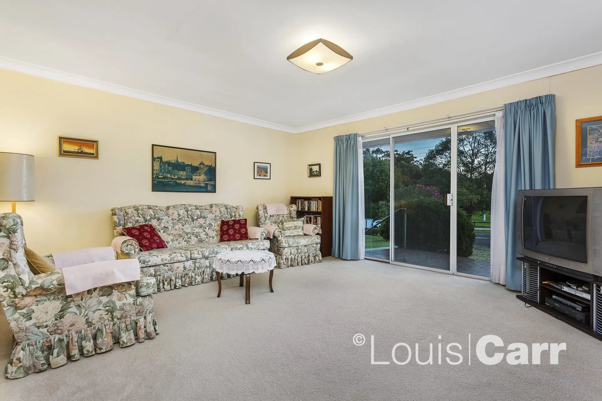 124 Cecil Avenue, Castle Hill Sold by Louis Carr Real Estate - image 2