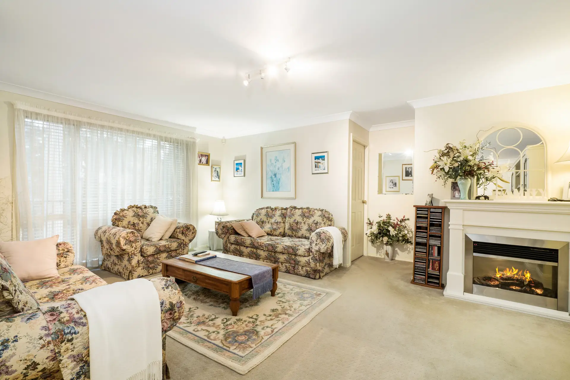 8 Deakin Place, West Pennant Hills Sold by Louis Carr Real Estate - image 7