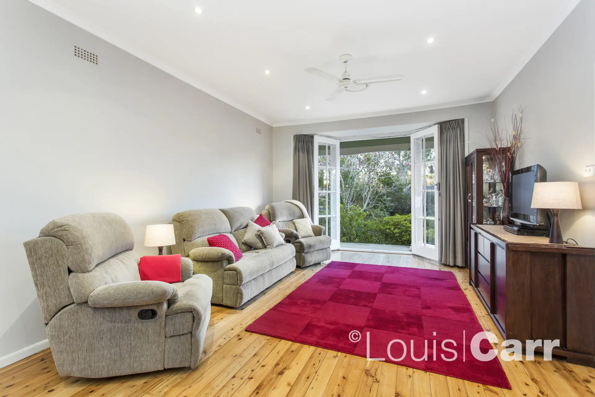 17 Jadchalm Street, West Pennant Hills Sold by Louis Carr Real Estate - image 1