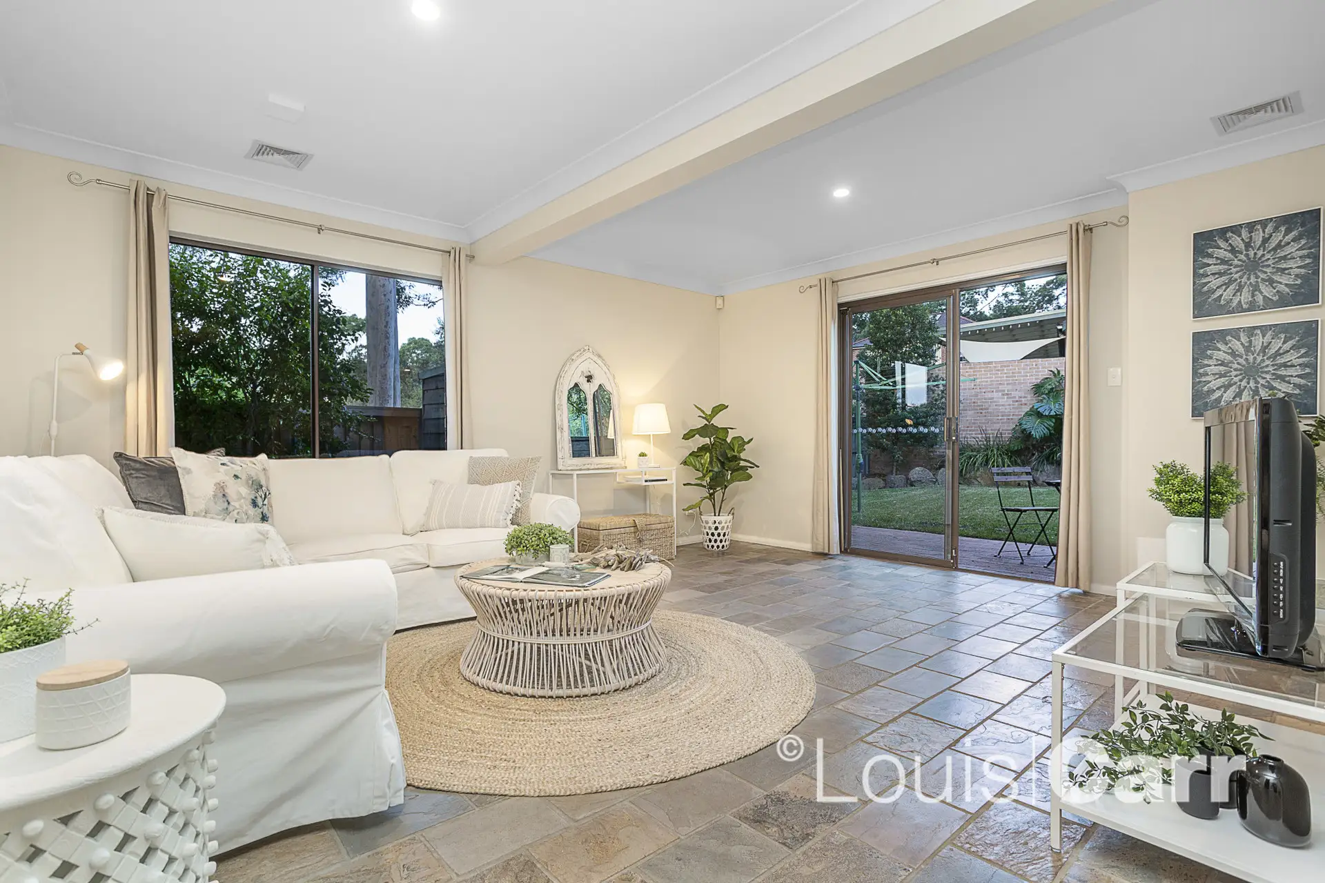9 Giuffre Place, West Pennant Hills Sold by Louis Carr Real Estate - image 5