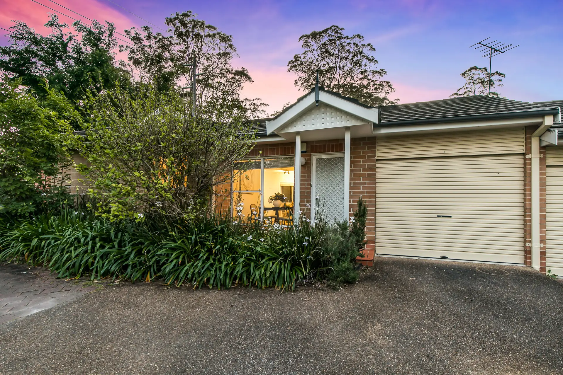 1/118 Victoria Road, West Pennant Hills Sold by Louis Carr Real Estate - image 2