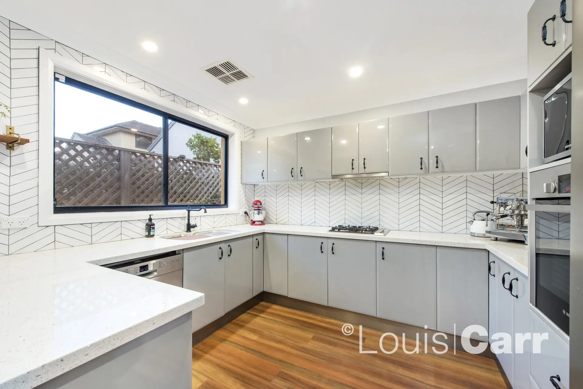 32 Peartree Circuit, West Pennant Hills Sold by Louis Carr Real Estate - image 2