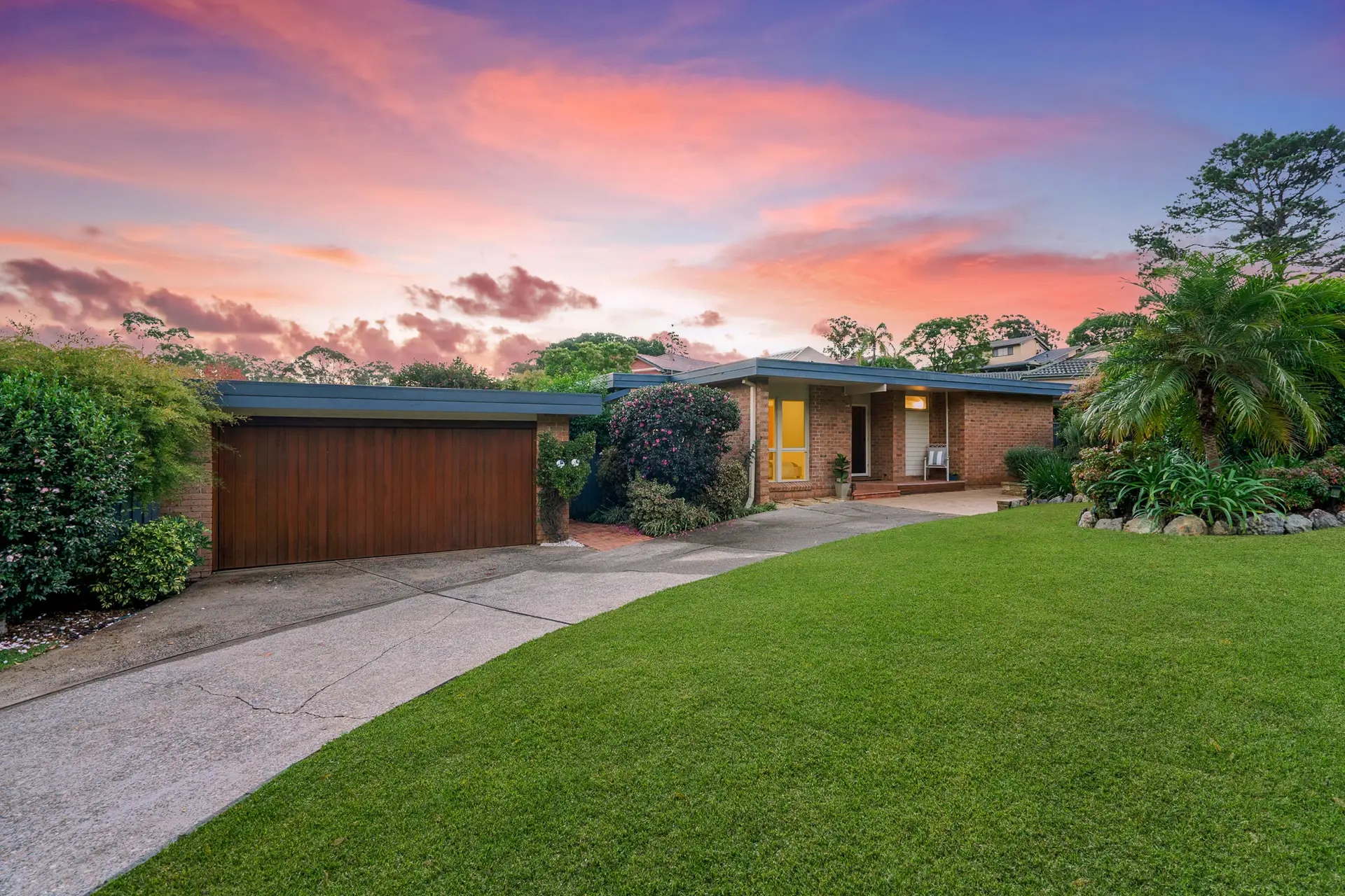 6 Betts Place, West Pennant Hills Sold by Louis Carr Real Estate - image 1