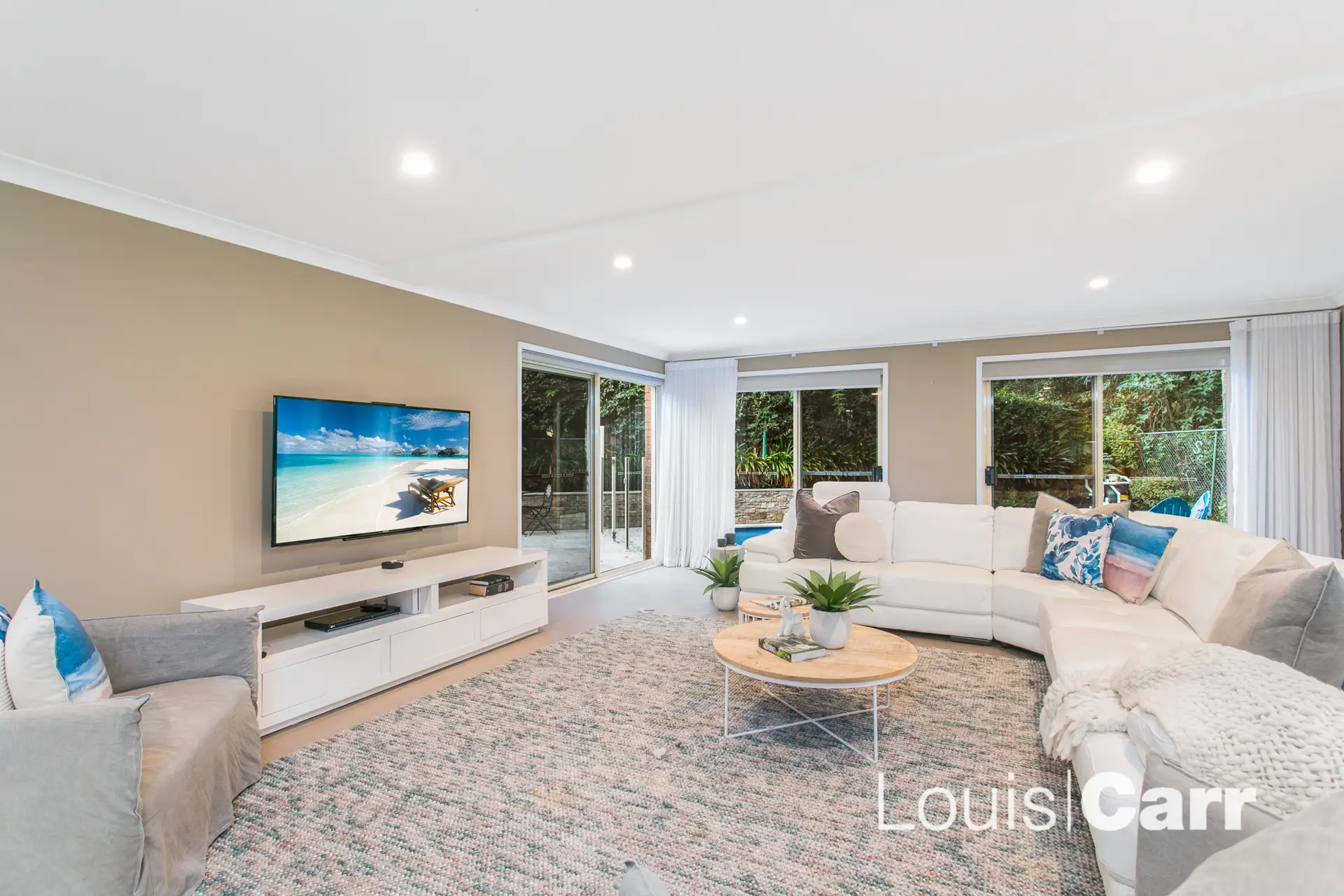 Photo #6: 18 Lyndhurst Court, West Pennant Hills - Sold by Louis Carr Real Estate