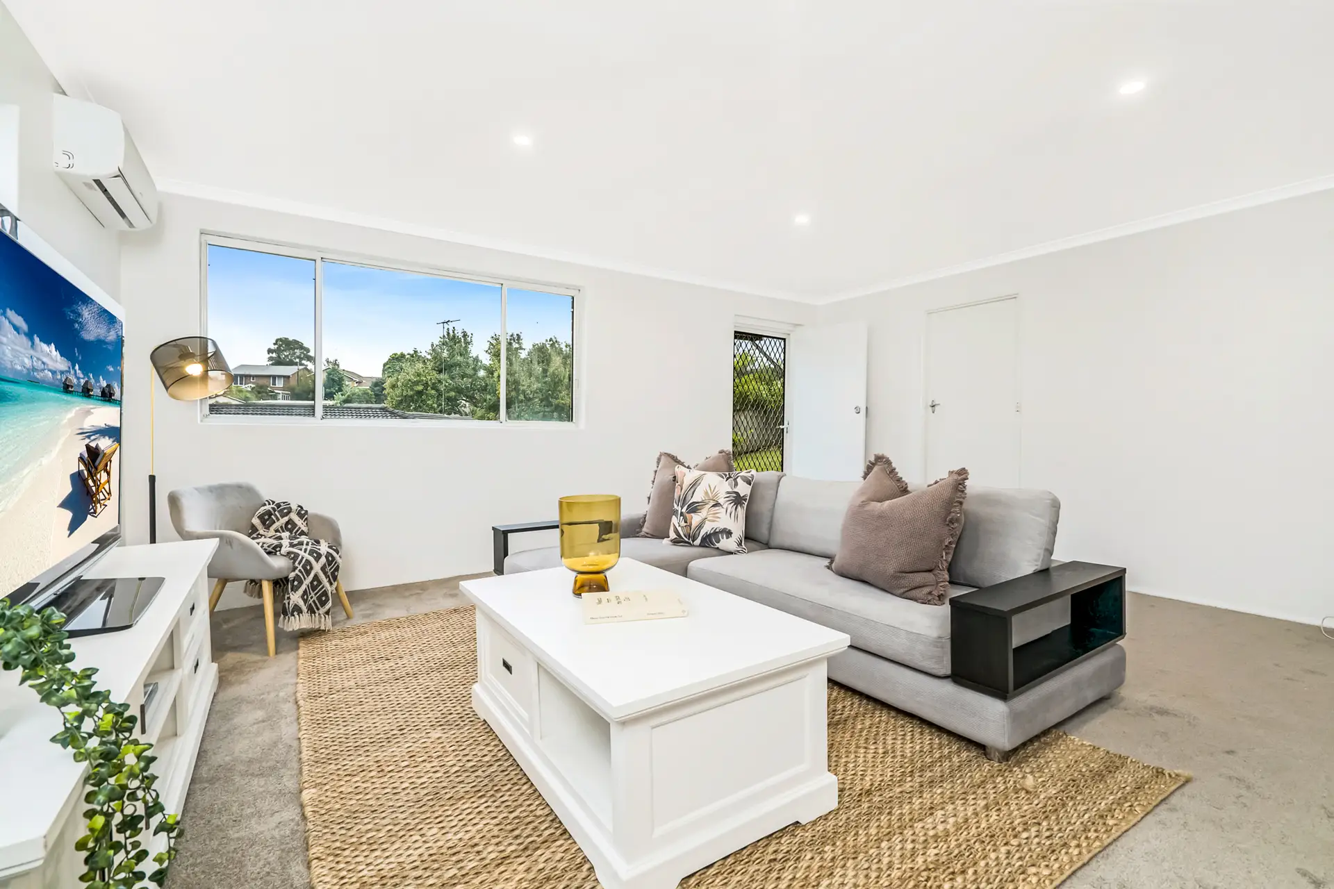 7  Karloon Road, West Pennant Hills Sold by Louis Carr Real Estate - image 1