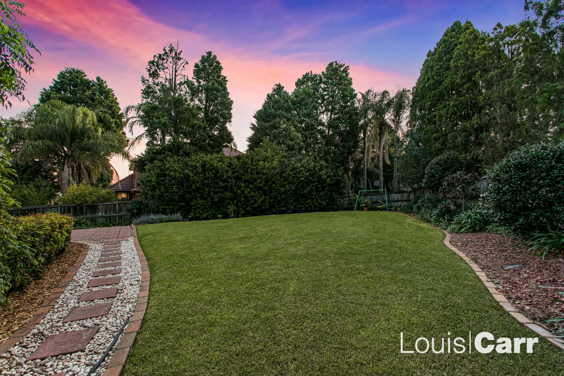 4 Woodleaf Close, West Pennant Hills Sold by Louis Carr Real Estate - image 2