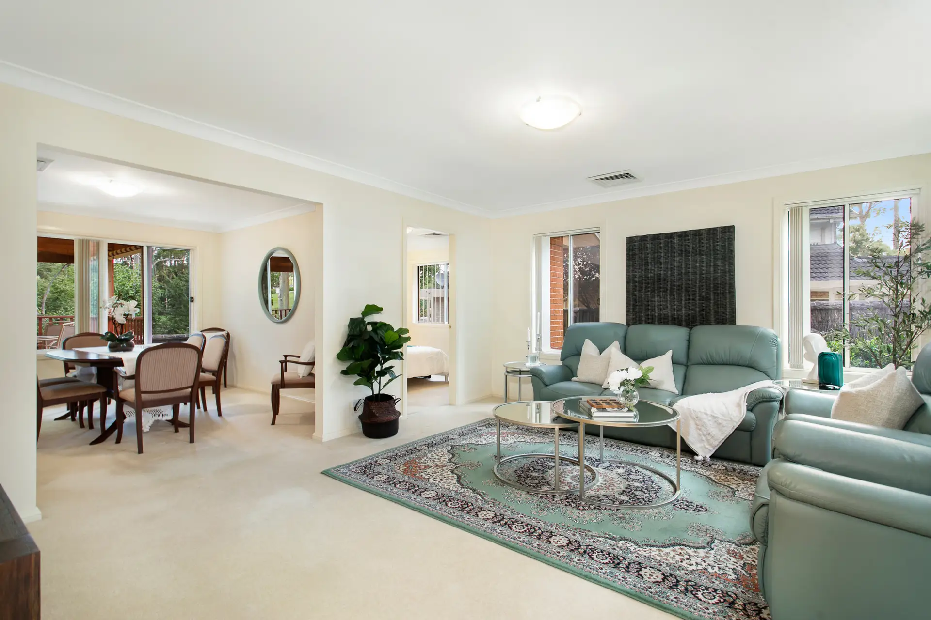 5/129 Aiken Road, West Pennant Hills Sold by Louis Carr Real Estate - image 4