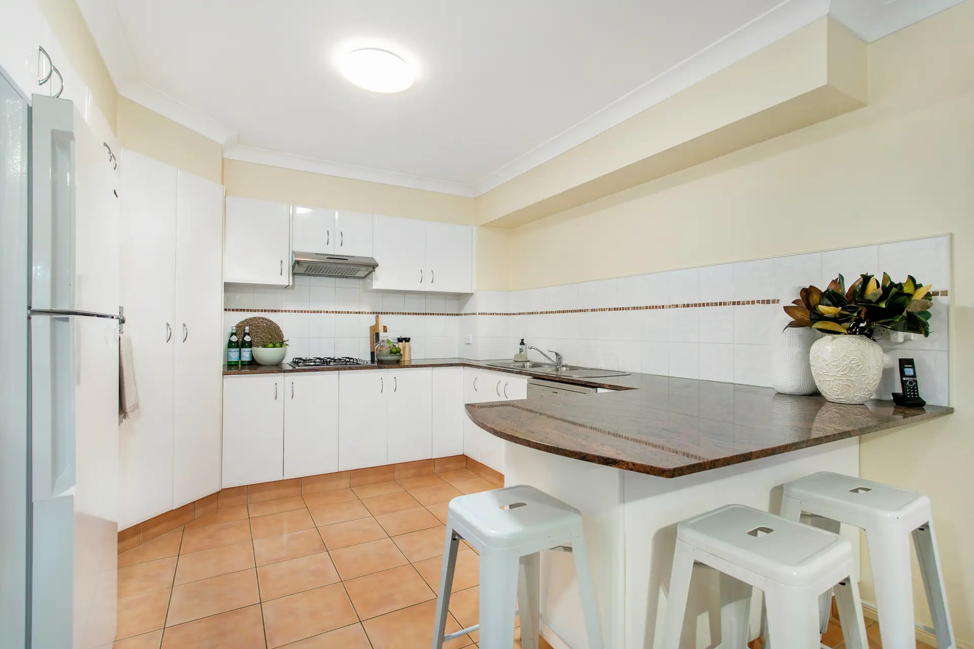 5/129 Aiken Road, West Pennant Hills Sold by Louis Carr Real Estate - image 3