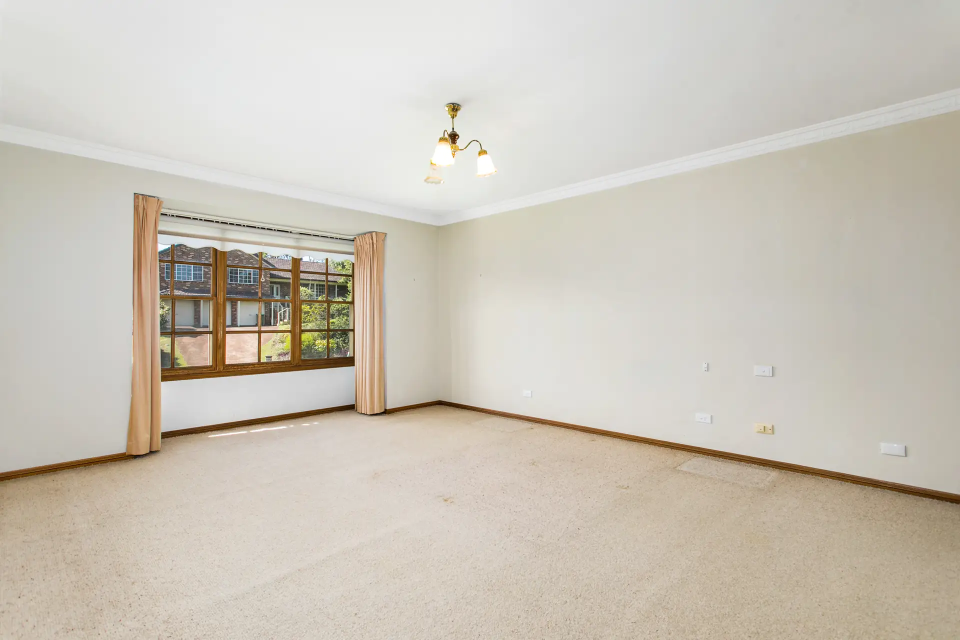 20 Mountain View Crescent, West Pennant Hills Sold by Louis Carr Real Estate - image 4
