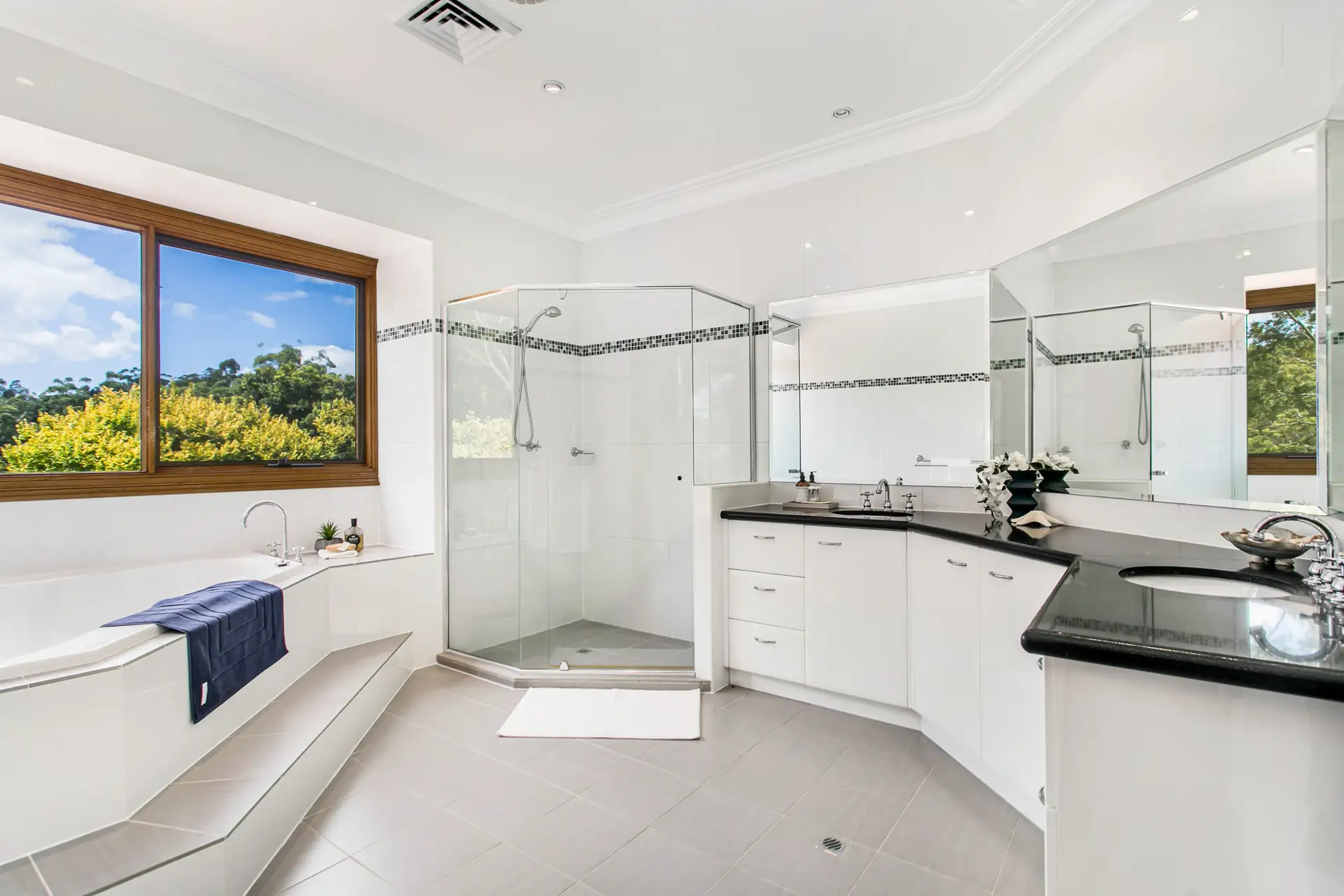 Photo #13: 21 And 23 Jacana Place, West Pennant Hills - Sold by Louis Carr Real Estate