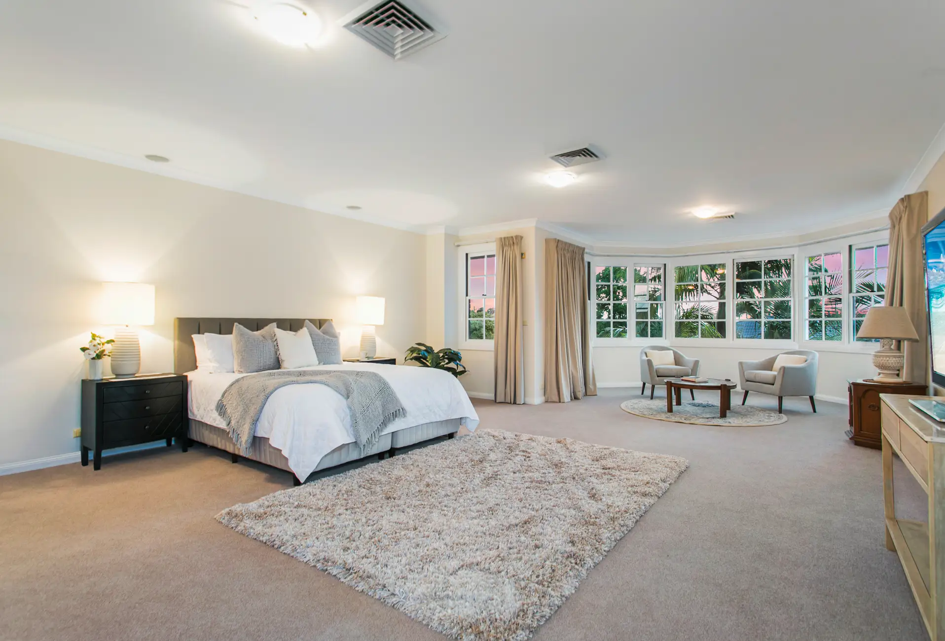 Photo #13: 17  Governor Phillip Place, West Pennant Hills - Sold by Louis Carr Real Estate