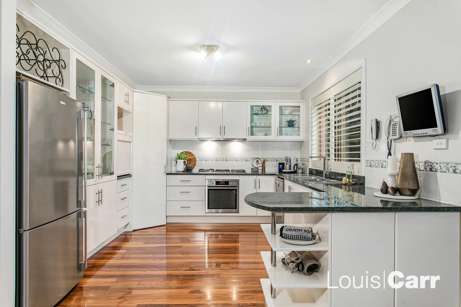 41 Glenridge Avenue, West Pennant Hills Sold by Louis Carr Real Estate - image 2