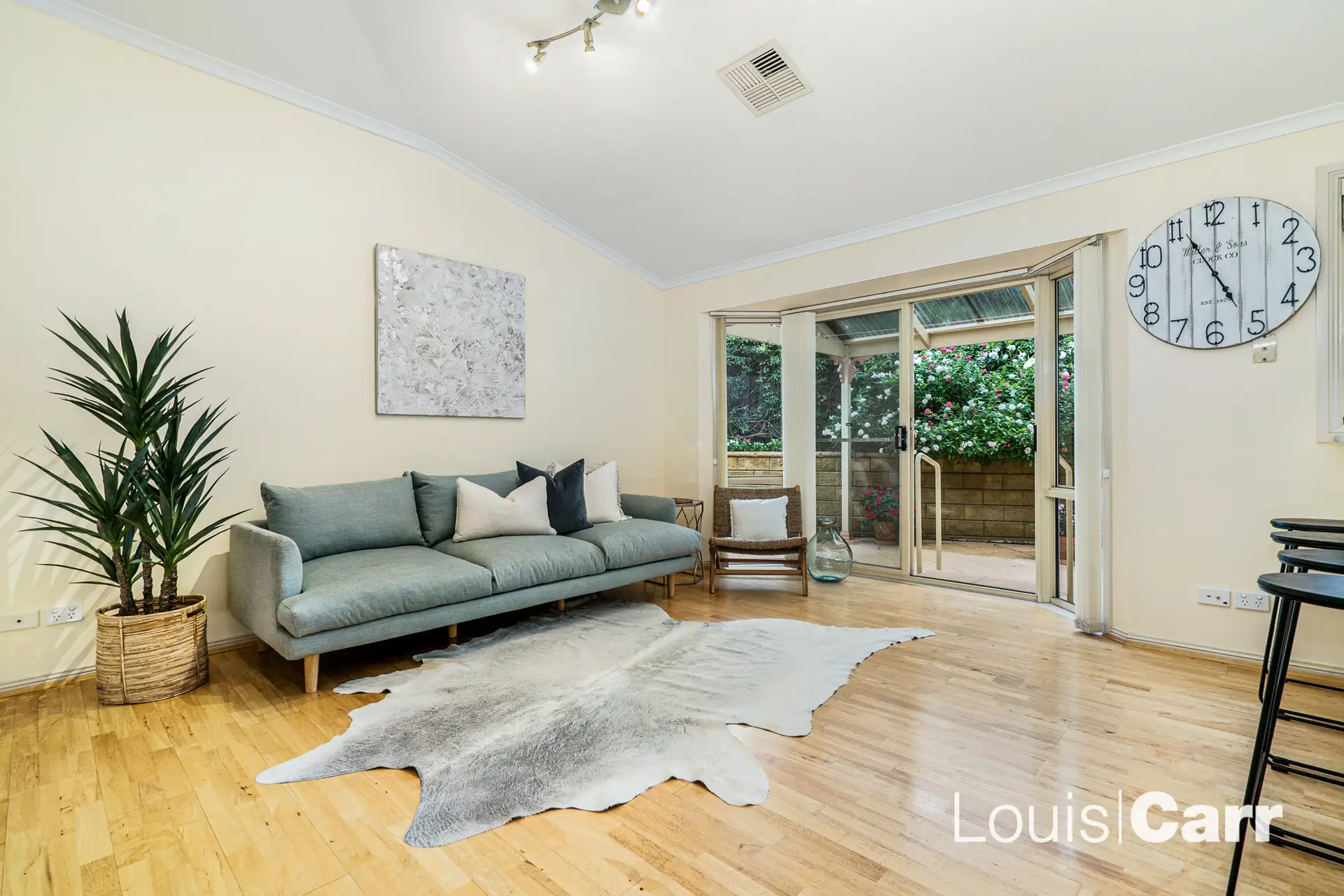 2/2 Bishop Avenue, West Pennant Hills Sold by Louis Carr Real Estate - image 4