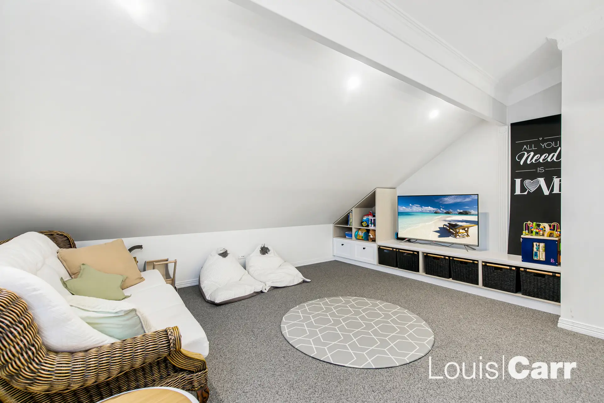 Photo #10: 3 Woodleaf Close, West Pennant Hills - Sold by Louis Carr Real Estate