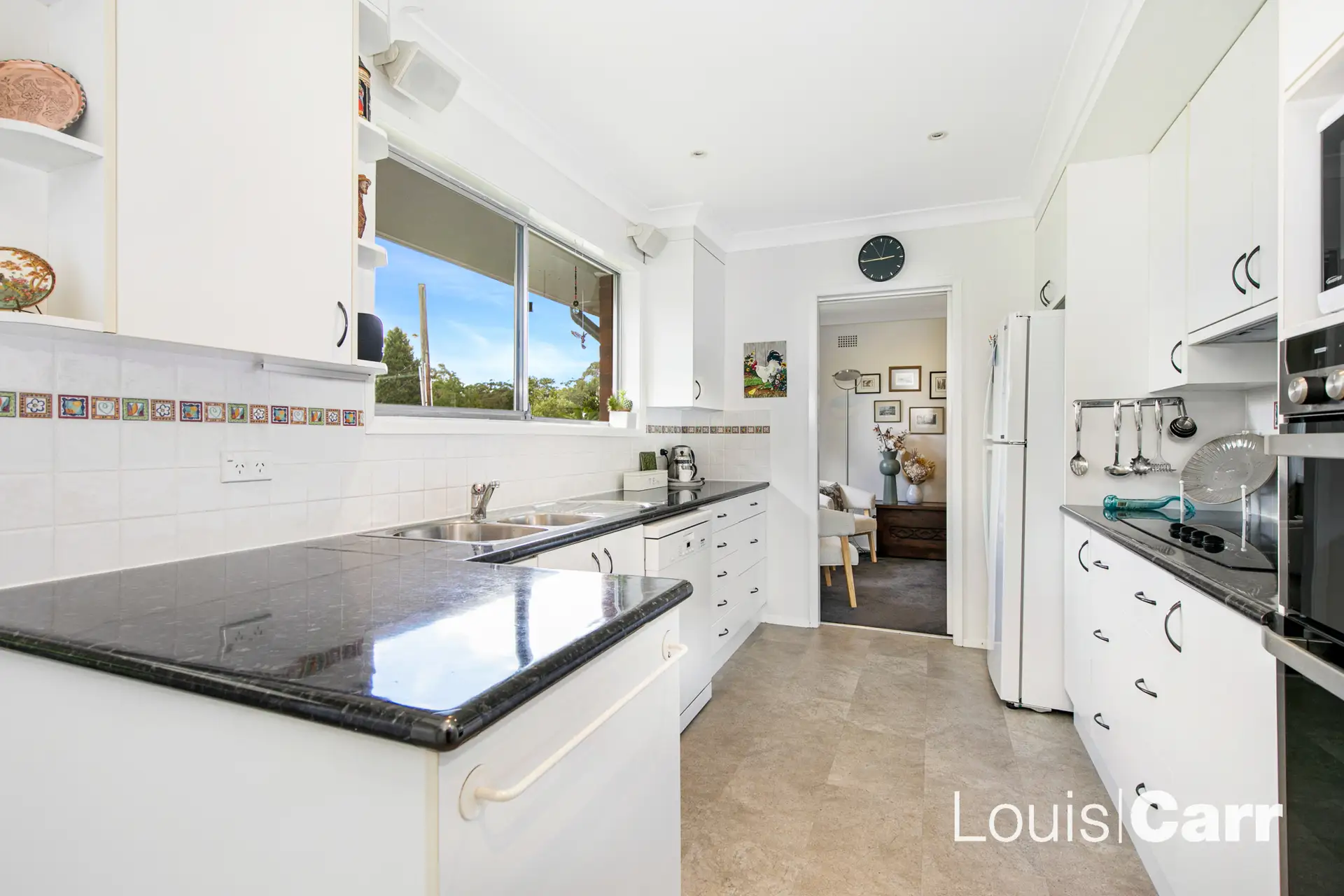 4 Stewart Drive, Castle Hill Sold by Louis Carr Real Estate - image 4