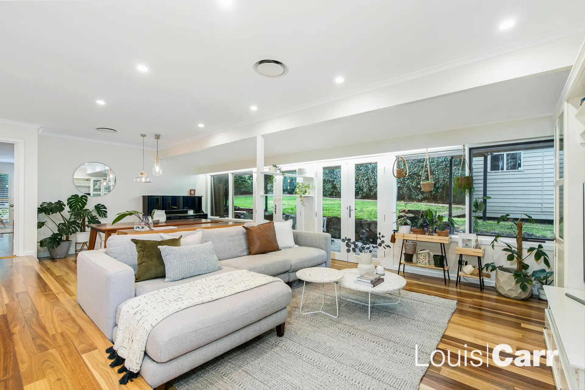 Photo #2: 8 Kalumna Close, Cherrybrook - Sold by Louis Carr Real Estate
