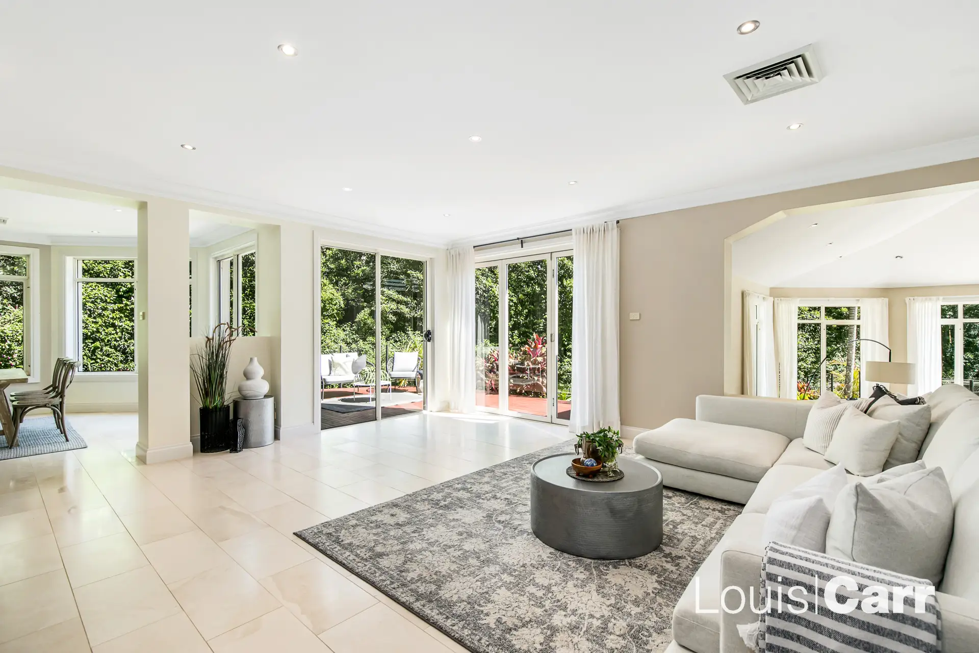 8 Hoop Pine Place, West Pennant Hills Sold by Louis Carr Real Estate - image 7