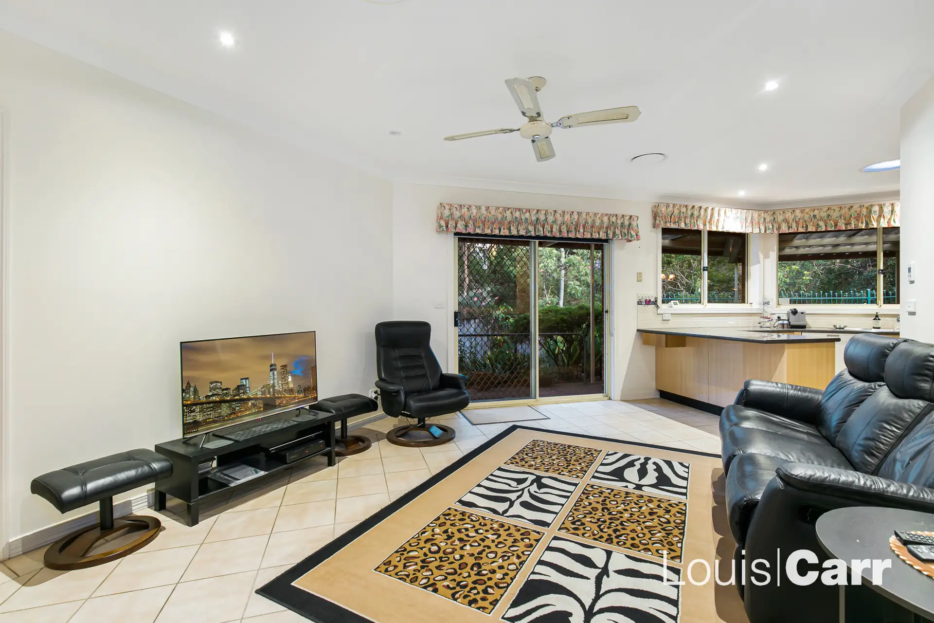 52a New Farm Road, West Pennant Hills Sold by Louis Carr Real Estate - image 4