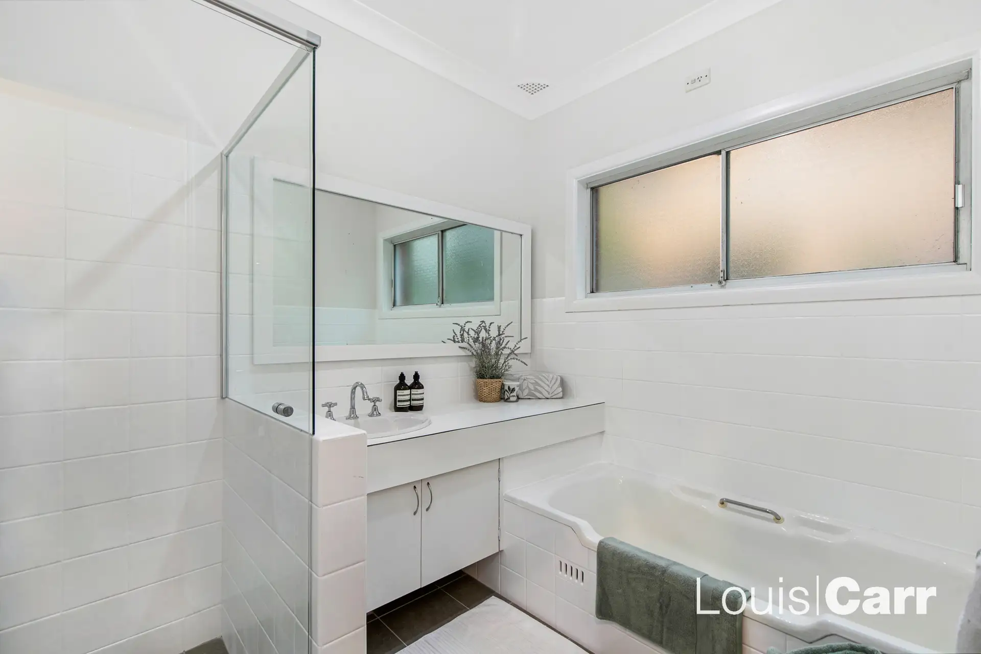 10 Larchmont Place, West Pennant Hills Sold by Louis Carr Real Estate - image 7