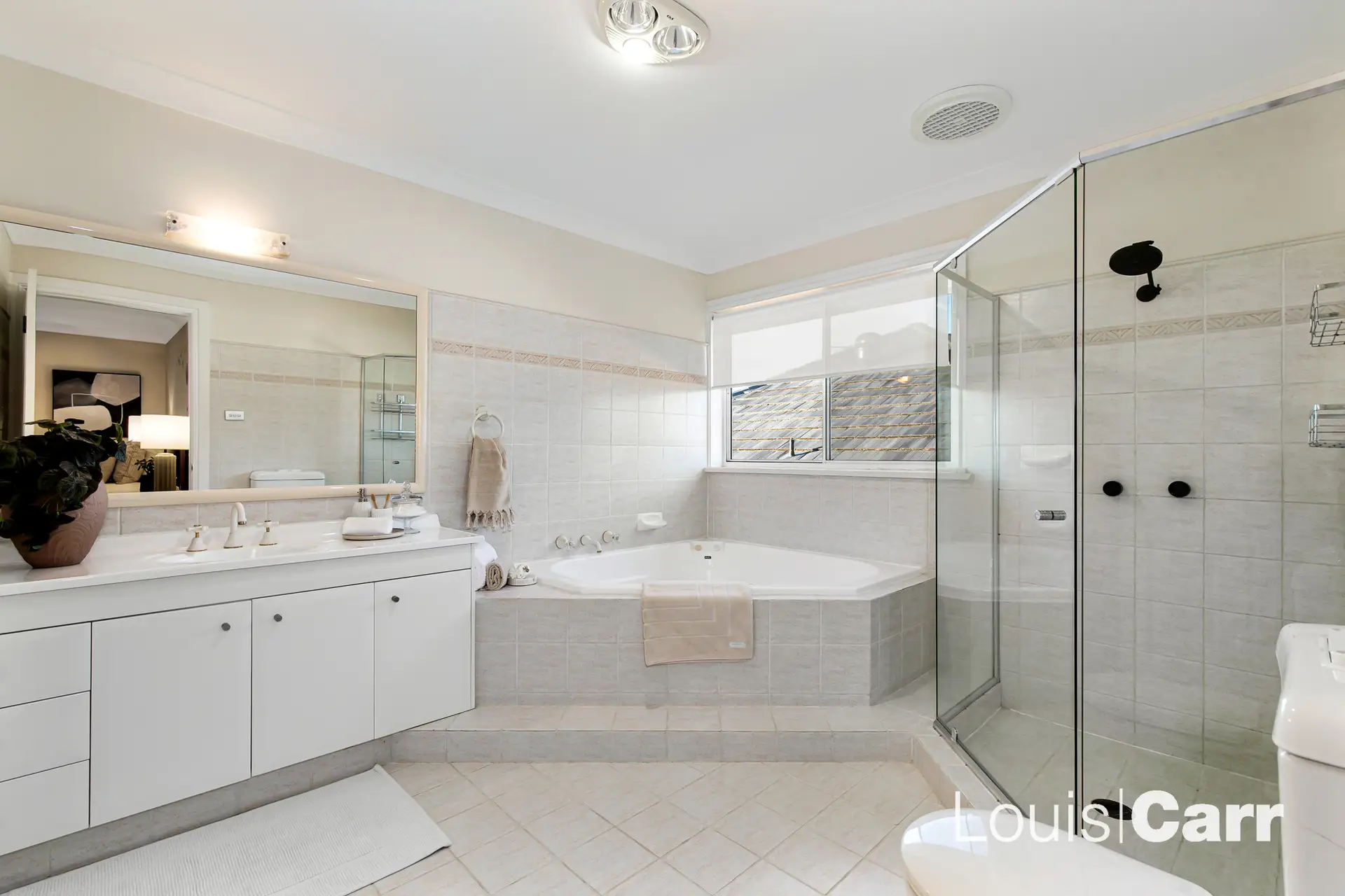 Photo #9: 12 Kambah Place, West Pennant Hills - Sold by Louis Carr Real Estate