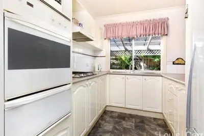 4 Hawkridge Place, Cherrybrook Leased by Louis Carr Real Estate - image 2