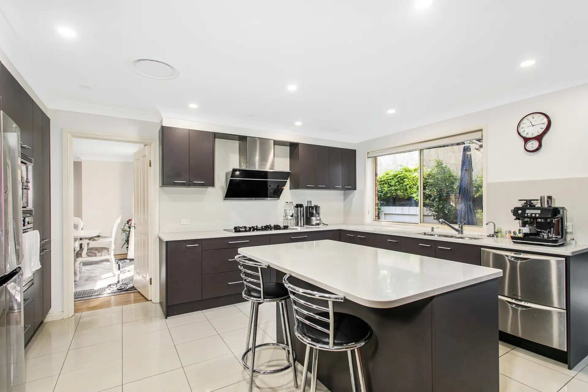 19 Forestwood Crescent, West Pennant Hills Leased by Louis Carr Real Estate - image 2