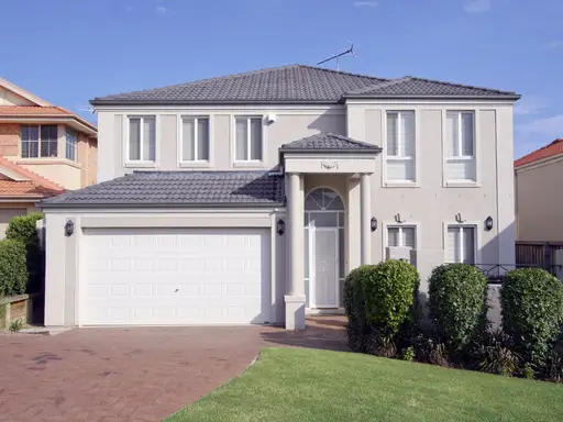 17 Drysdale Circuit, Beaumont Hills Sold by Louis Carr Real Estate