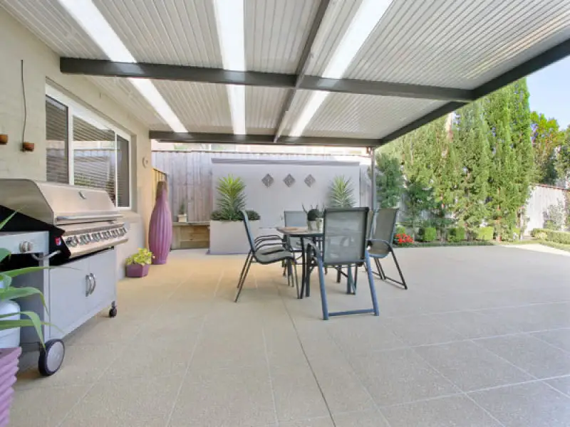 17 Drysdale Circuit, Beaumont Hills Sold by Louis Carr Real Estate - image 3